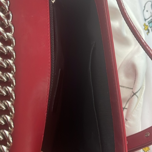 Chanel patent in excellent condition. Clean and in amazing condition. - Picture 12 of 16